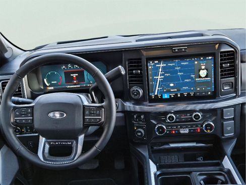 Used 2025 Ford F350 Platinum image 47