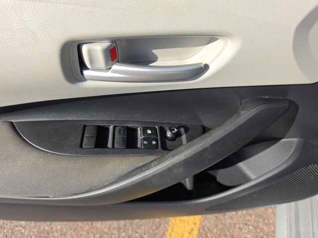 Used 2020 Toyota Corolla LE FWD image 14
