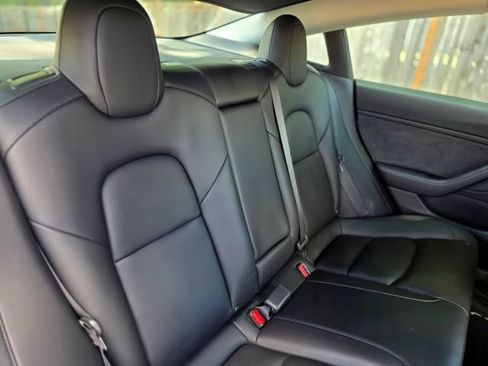 Used 2021 Tesla Model 3 Long Range AWD/4WD image 50