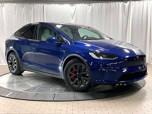 Used 2024 Tesla Model X Plaid image 12