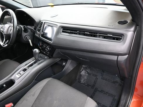 Used 2019 Honda HR-V Sport image 41
