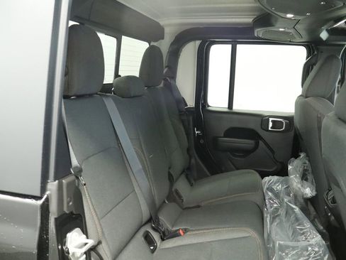 New 2026 Jeep Gladiator Willys image 25