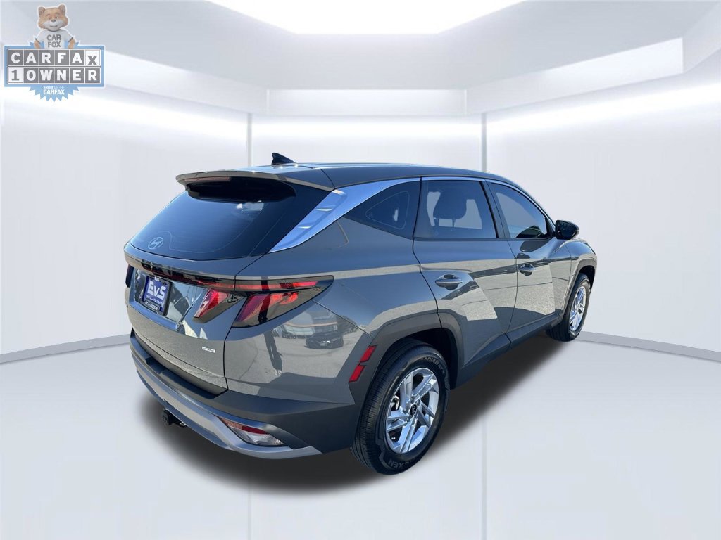 Used 2026 Hyundai Tucson SE AWD/4WD image 3