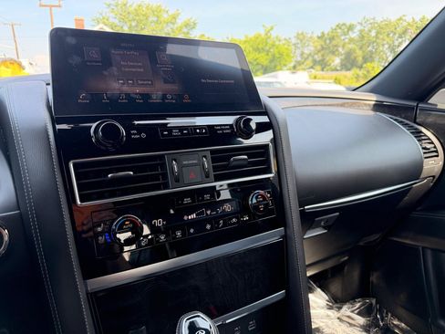Used 2022 INFINITI QX80 Sensory w/ All-Season Package AWD/4WD image 44