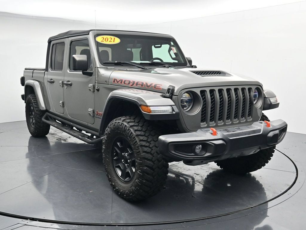 Used 2021 Jeep Gladiator Mojave AWD/4WD image 2