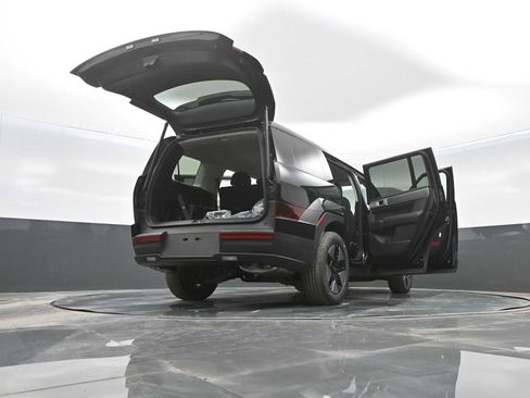 New 2026 Hyundai Santa Fe SE image 42