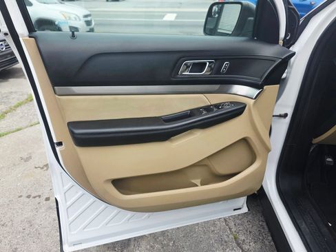 Used 2017 Ford Explorer 4WD image 11