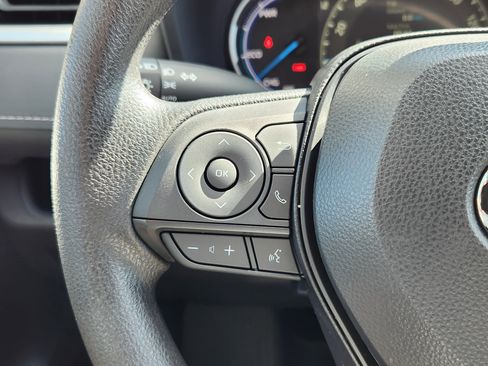 Certified 2025 Toyota RAV4 XLE image 18