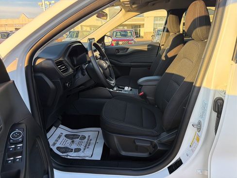 Used 2025 Ford Escape Active image 9