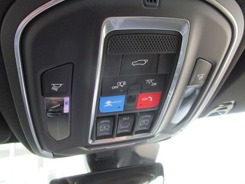 New 2026 Jeep Grand Wagoneer Limited AWD/4WD image 53