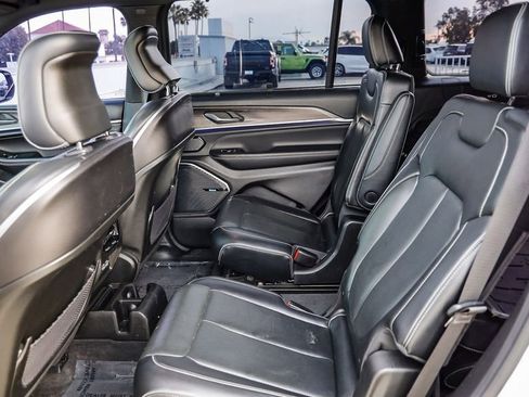 Used 2021 Jeep Grand Cherokee L Overland w/ Advanced Protech Group III image 23