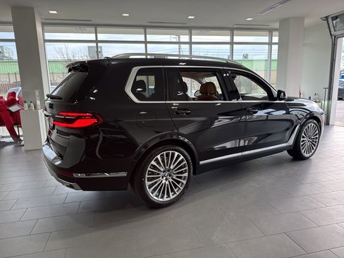 New 2026 BMW X7 xDrive40i image 7