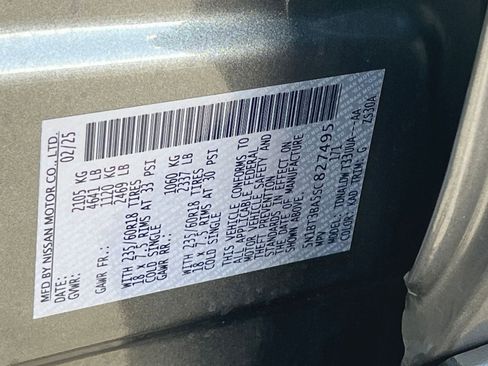 Used 2025 Nissan Rogue SV FWD image 31