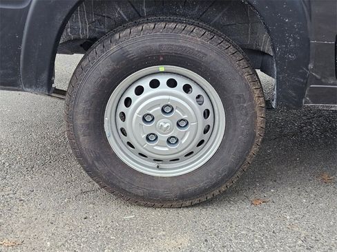 New 2026 RAM ProMaster 2500 w/ Convenience Group image 9