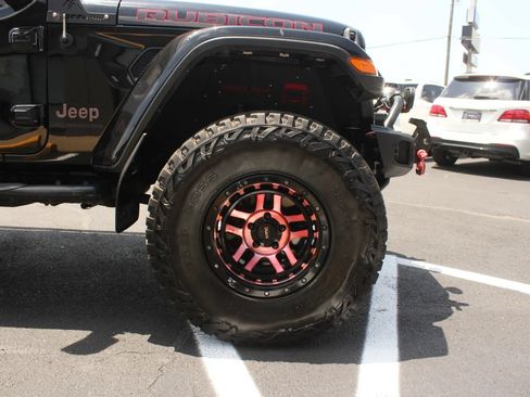 Used 2020 Jeep Gladiator Rubicon AWD/4WD image 10