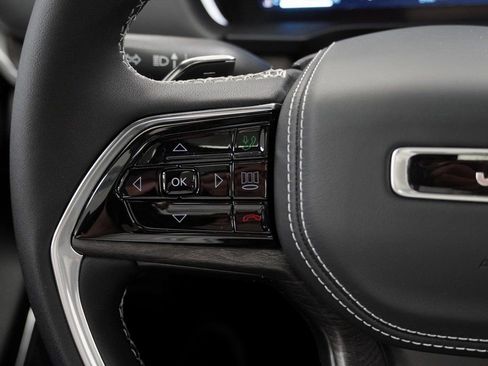 New 2025 Jeep Grand Cherokee Overland image 27