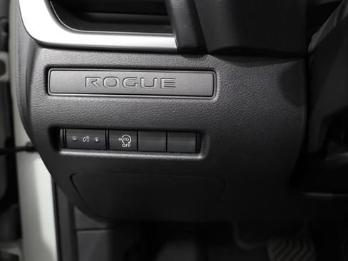 Certified 2024 Nissan Rogue S AWD/4WD image 16