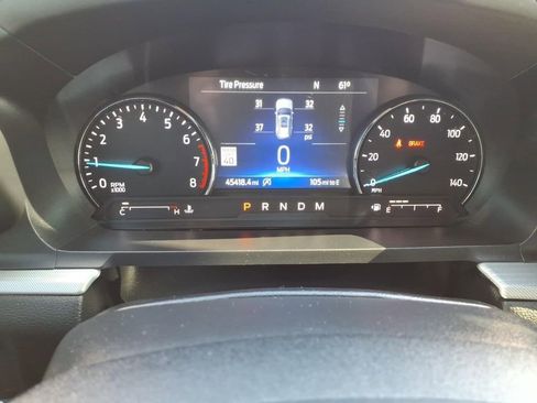 Used 2020 Ford Explorer XLT w/ Equipment Group 202A RWD image 17