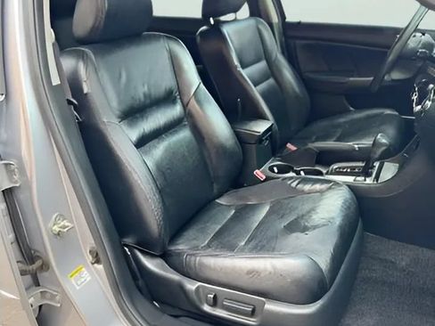 Used 2004 Honda Accord EX image 24