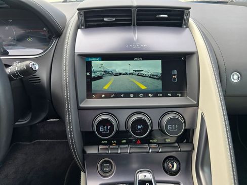 Used 2023 Jaguar F-TYPE Coupe image 8