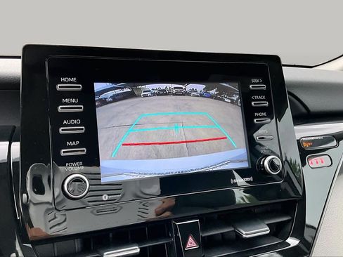 Used 2022 Toyota Camry SE FWD image 24