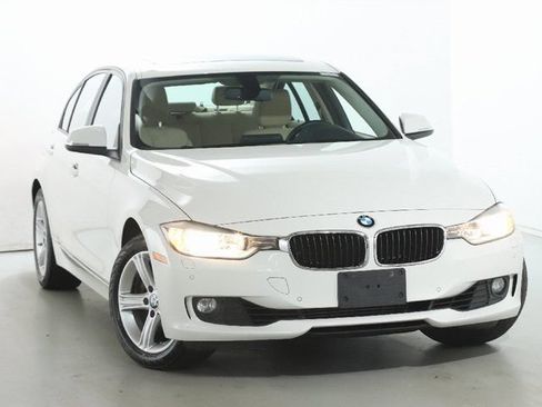 Used 2015 BMW 328i xDrive Sedan AWD/4WD image 2