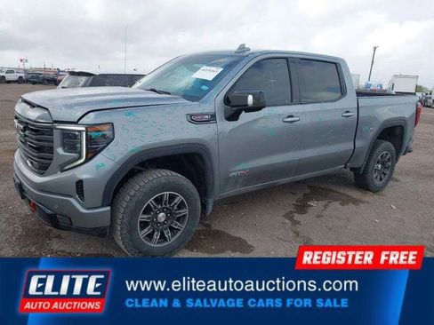 Used 2024 GMC Sierra 1500 AT4 w/ Technology Package AWD/4WD image 4
