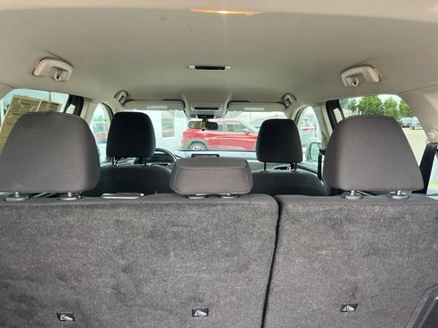 Used 2024 Nissan Rogue S FWD image 29