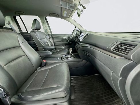 Used 2017 Honda Ridgeline RTL-T image 38