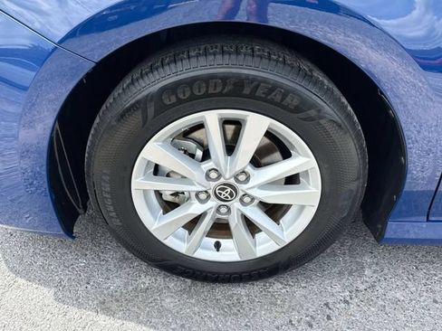 Used 2025 Toyota Camry LE FWD image 10