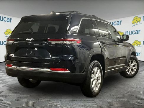 Used 2024 Jeep Grand Cherokee Limited image 6