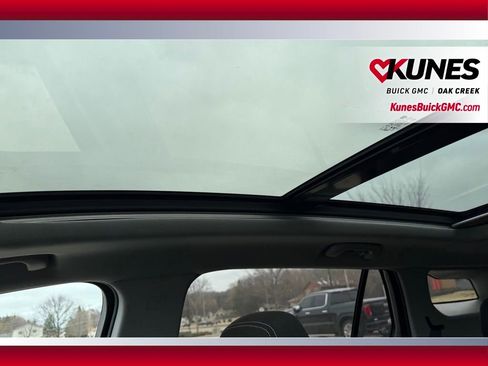 Used 2022 GMC Terrain SLE w/ Driver Convenience Package image 22