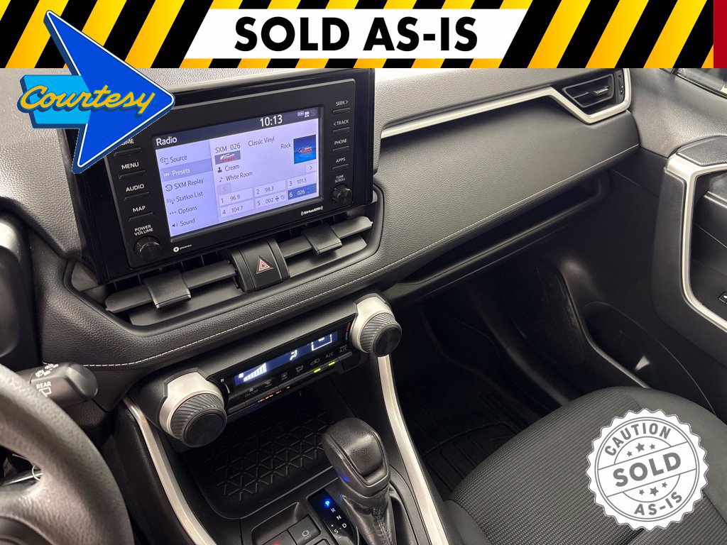 Used 2021 Toyota RAV4 LE w/ Carpet Mat Package (TMS) FWD image 30