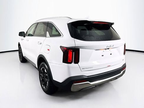 New 2026 Kia Sorento S image 7