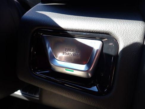 New 2026 GMC Yukon Denali w/ Sun & Power Step Package image 23