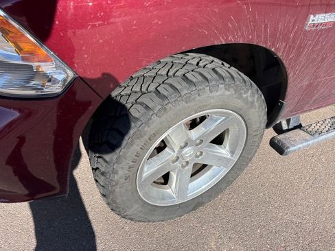 Used 2017 RAM 1500 Express w/ Express Value Package image 9