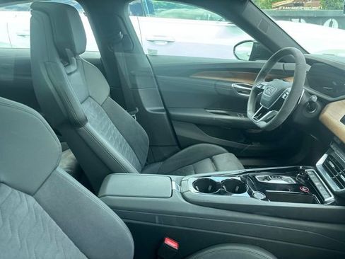 Used 2023 Audi e-tron GT Premium Plus AWD/4WD image 10