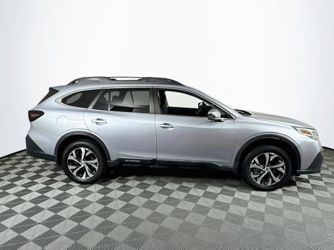 Used 2022 Subaru Outback Limited AWD/4WD image 8