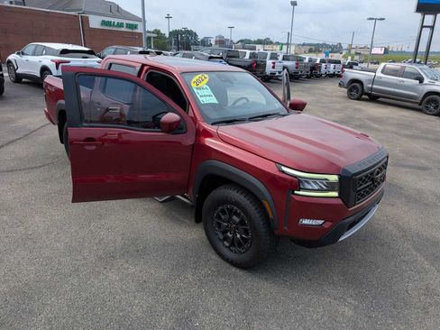Used 2022 Nissan Frontier PRO-4X w/ Pro-4X Premium Package AWD/4WD image 17