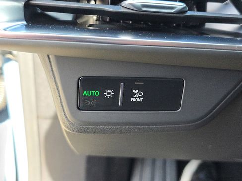 Certified 2024 Audi e-tron GT Premium Plus image 29