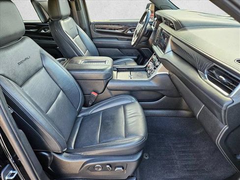 Used 2021 GMC Yukon Denali w/ Denali Ultimate Package AWD/4WD image 26