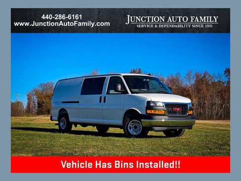 New 2025 GMC Savana 3500 Work Van 3D Extended Cargo Van w/ Driver Convenience Package image 1
