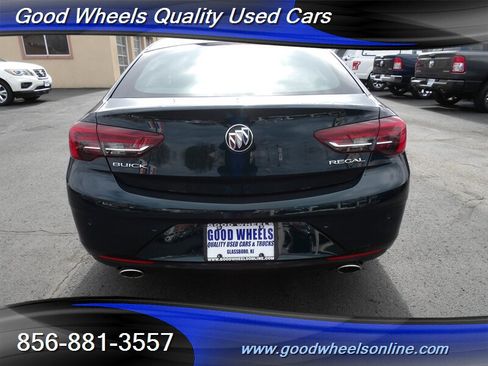 Used 2018 Buick Regal Preferred w/ Driver Confidence Package #1 image 6