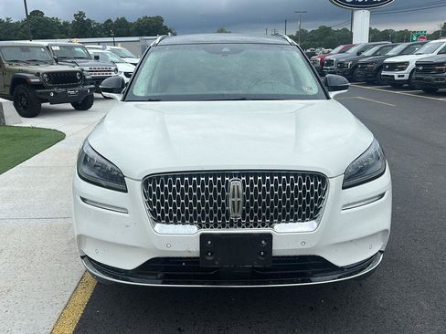 Used 2020 Lincoln Corsair Reserve w/ Equipment Group 201A AWD/4WD image 2