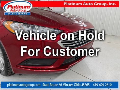 Used 2017 Ford Fusion SE w/ Fusion SE Technology Package FWD image 46