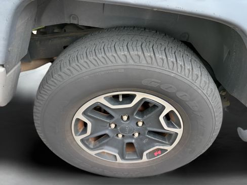 Used 2012 Jeep Wrangler Unlimited Sport image 34