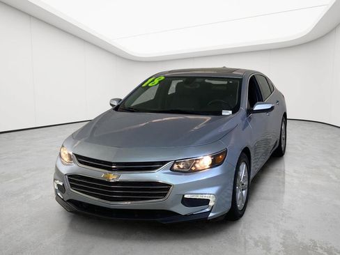 Used 2018 Chevrolet Malibu LT FWD image 34