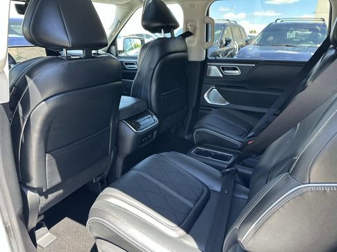 Used 2025 INFINITI QX80 Sensory AWD/4WD image 32