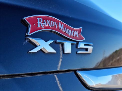 Used 2025 Cadillac XT5 Premium Luxury image 31