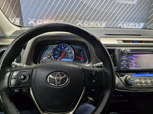 Used 2013 Toyota RAV4 Limited FWD image 19